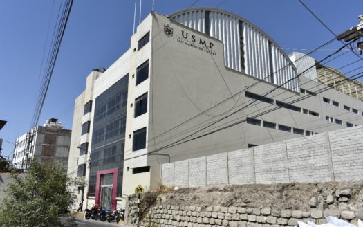 En venta Edificio sede USMP en AQP